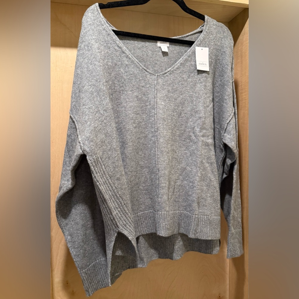 Auden Heather Gray V-Neck Sweater Size 1X NEW